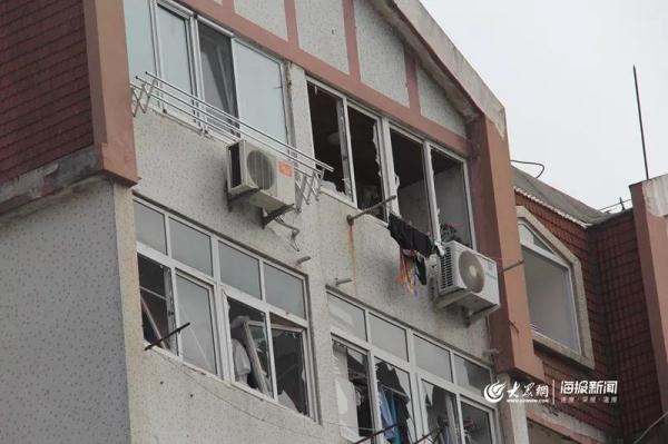 突發(fā)！青島一居民樓發(fā)生爆燃！已造1人死亡，7人受傷！3公里外有震感…